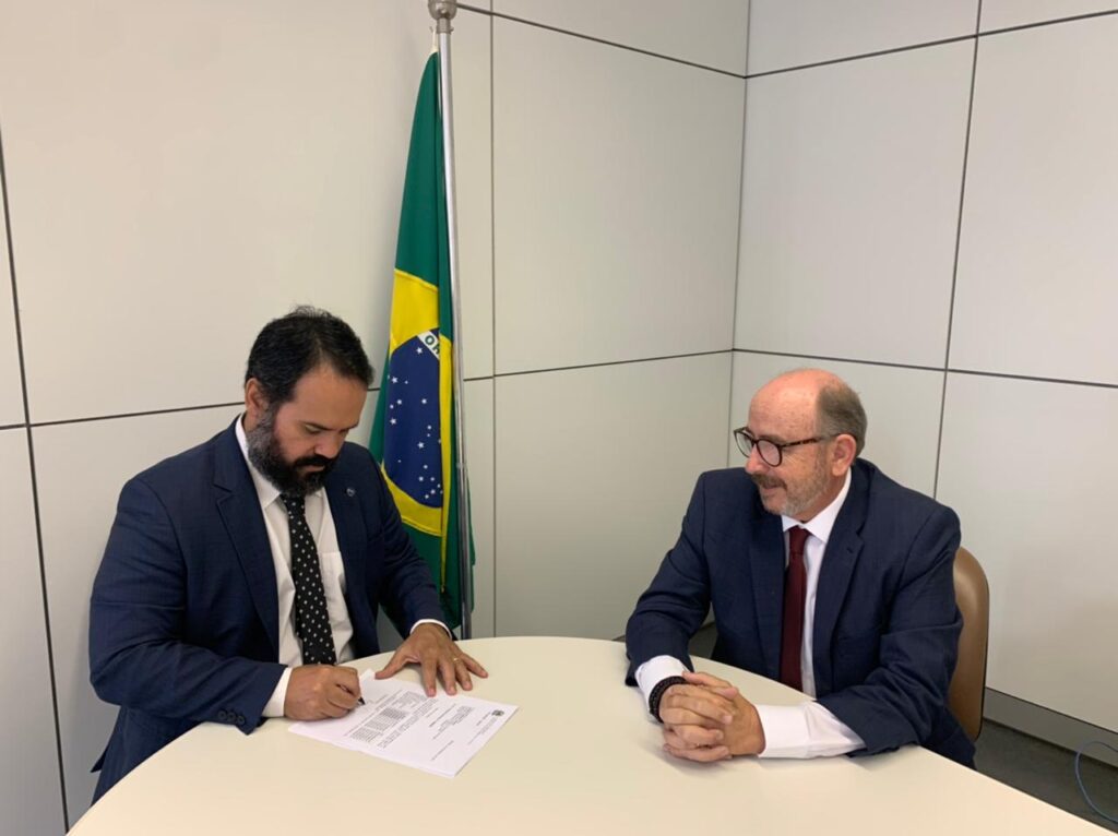 Assinada a renovação do acordo de Cooperação Técnica entre SENAPRED e ISSUP Brasil